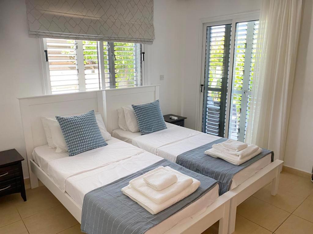 Villa Tamara With Private Pool Peyia Exterior foto